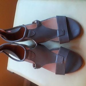 Sandals Gray Size 9